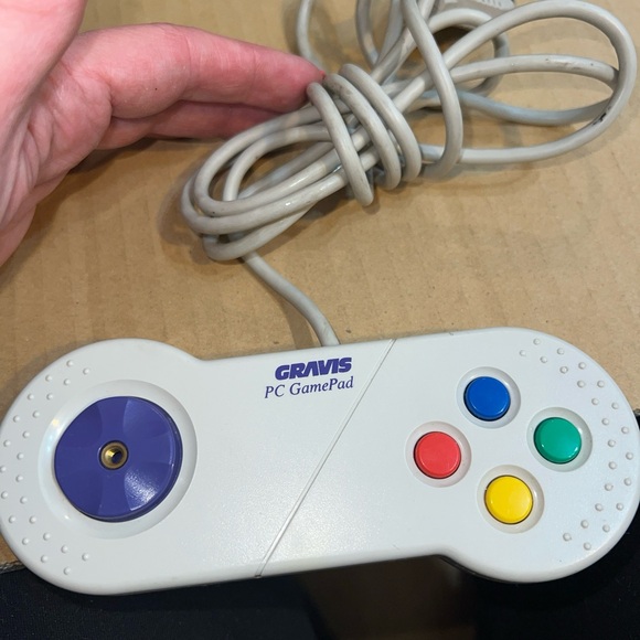 Vintage Gravis PC Gamepad Pro 15 Pin Controller 1992 - Picture 2 of 9